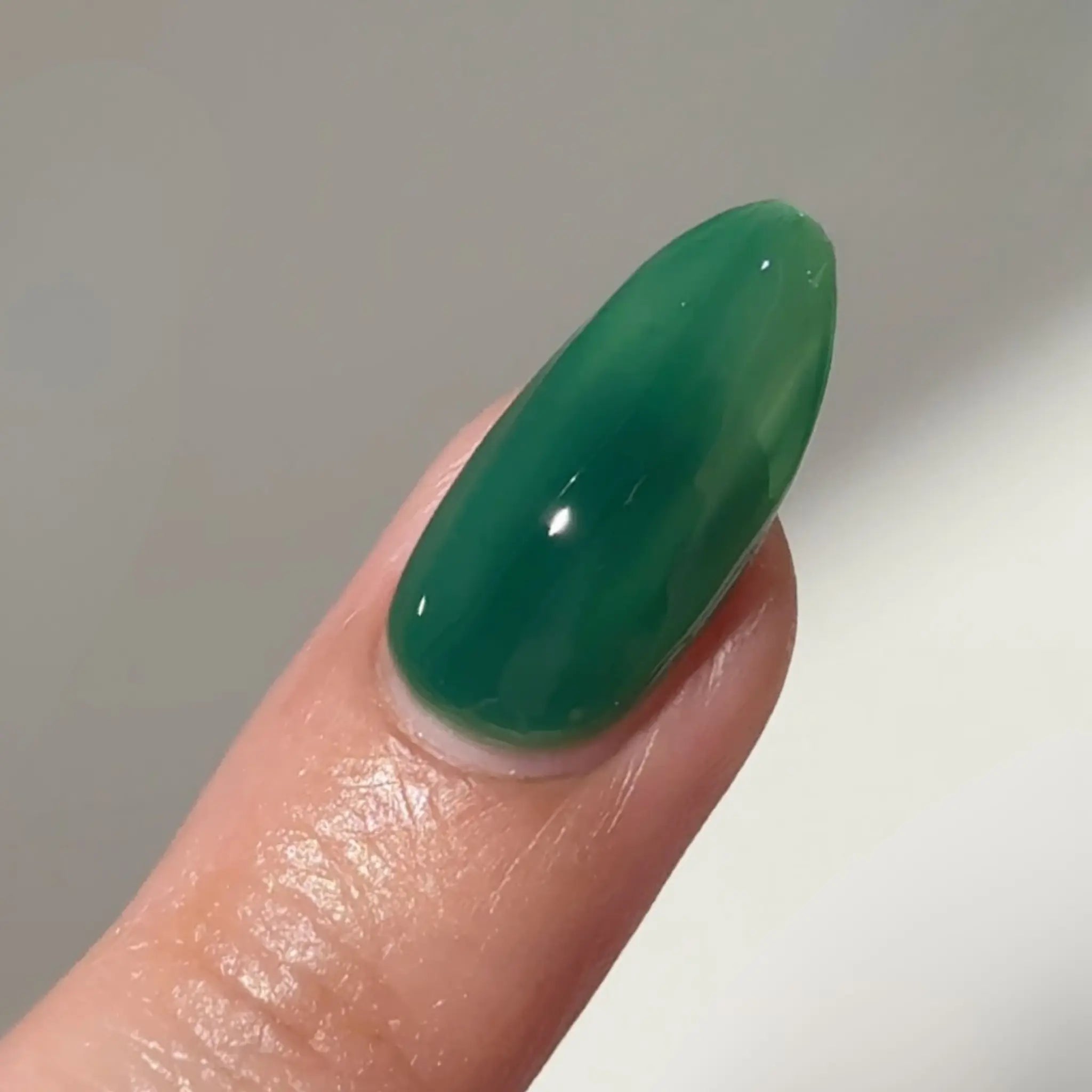 DND DC All My Jelly Gel Polish – #005 Kelly (0.6oz / 18ml) – NEW 2026