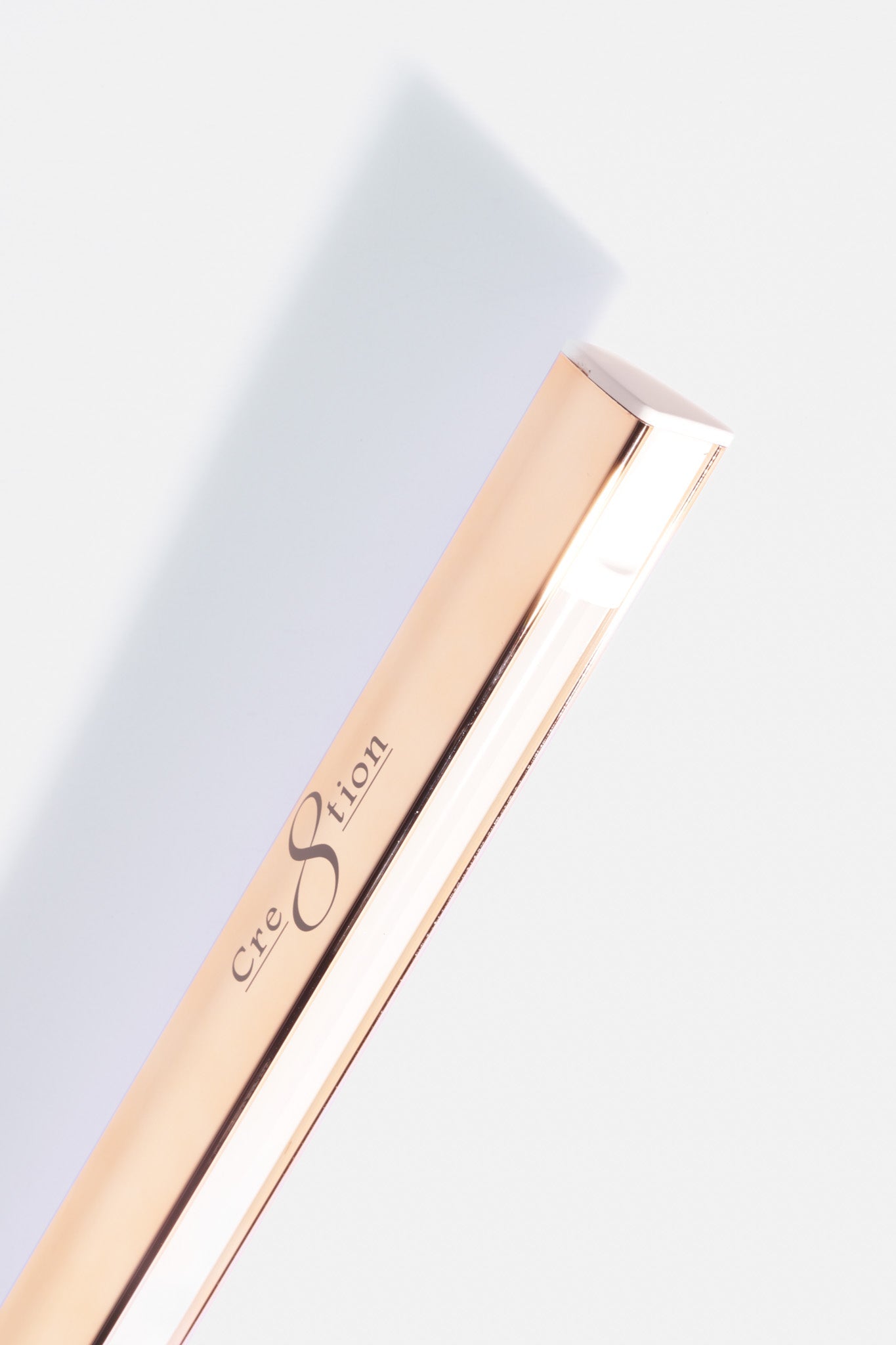 Cre8tion Ultra-Slim Champagne Gold Led Desk Lamp 12W