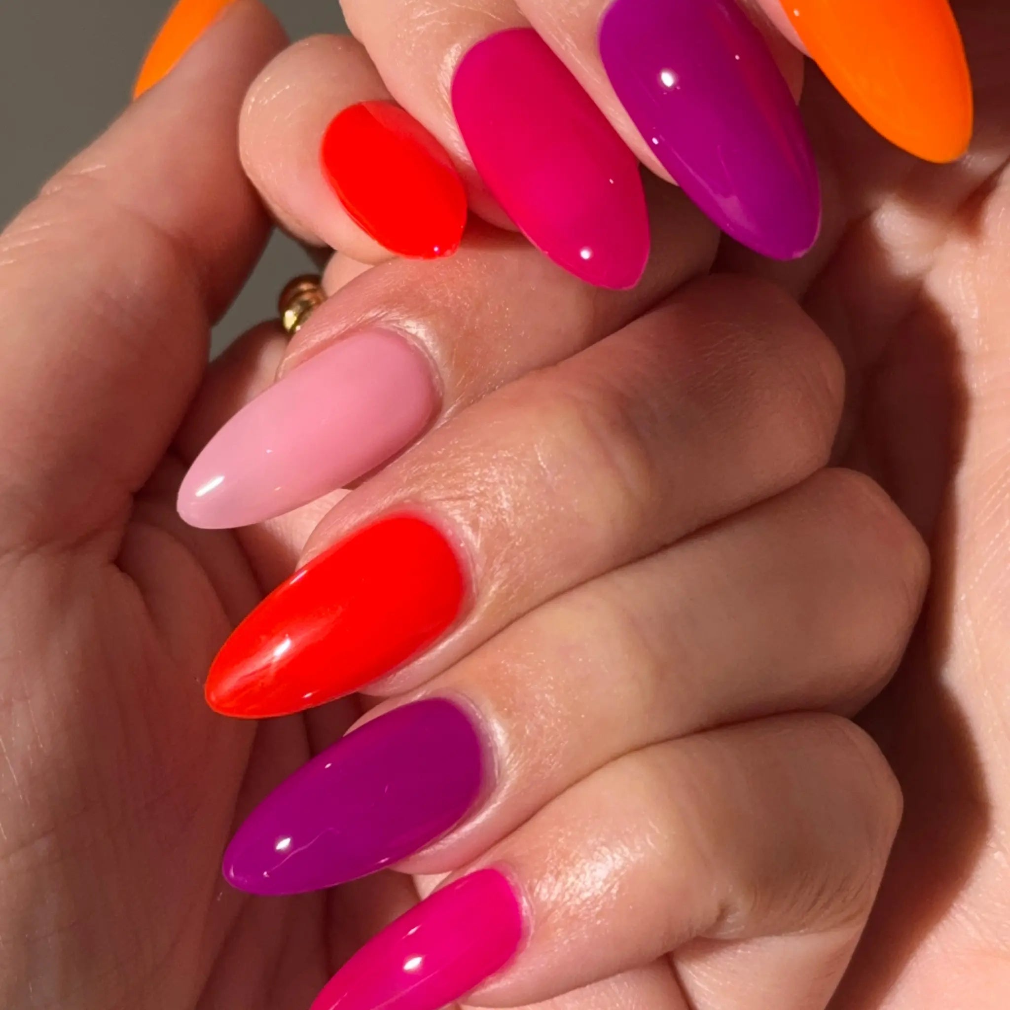 DND DC All My Jelly Gel Polish – #011 Hot Pink (0.6oz / 18ml) – NEW 2026